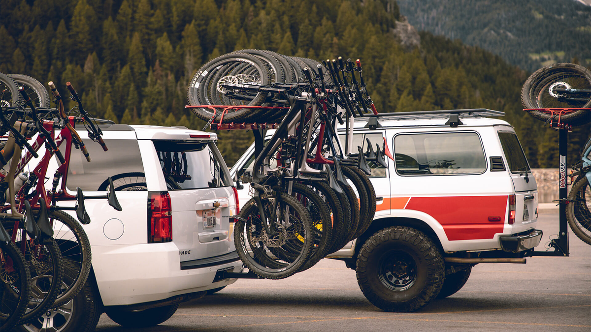 Lowering Bike Racks Towbar Hitch Bike Racks with Self-Lowering Hydraulics – VelociRAX Australia